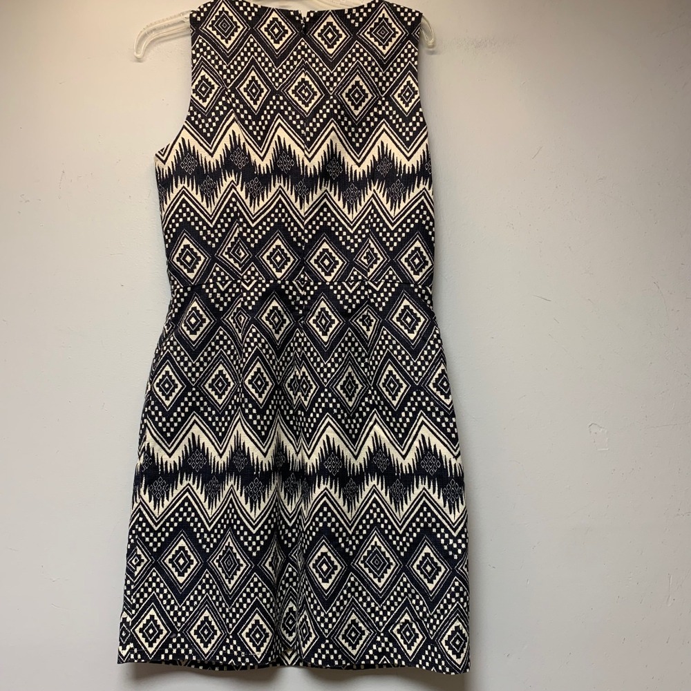 J.Crew Shift Dress Womens 4 Black Ivory Excellent Geometric Ikat C1972 - Picture 6 of 7